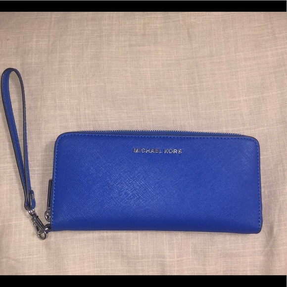 Michael Kors Handbags - Michael Kors Electric Blue Wristlet Michael Kors Handbags - Michael Kors Electric Blue Wristlet